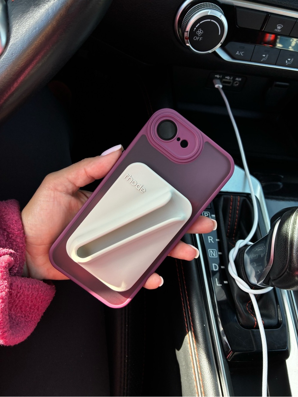 RHODE magnet lip holder